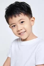 Liu Jiayun as 4-Year-Old Liu Qi