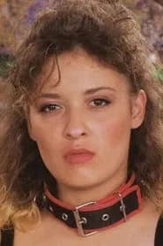 Raffaëla Anderson as Manu
