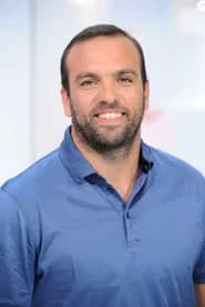 Sami Ameziane as Raymond Dronne