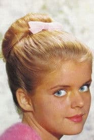 Candy Moore as Linda