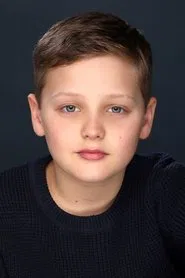 Luke Dietz as Elliot