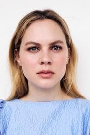 Alicia von Rittberg as Emma