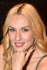 Maria Thoma as Presenter