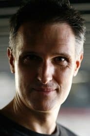 Iain McCaig as Orn Free Taa's Aide (uncredited)