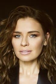 Natasza Urbańska as Anna