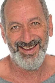 Guti Fraga as Gerente do supermercado - Supermarket Manager