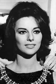 Giovanna Ralli as Elide