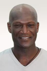 Peter Mensah as General Joe Greller