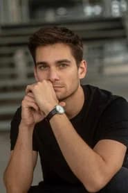 Toma Hrisztov as Dancer