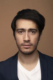Dario Ladani Sanchez as Lucas