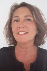 Valérie Enquin as Chloé's Psychologist
