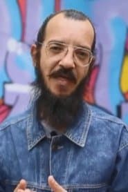 Gustavo Engracia as Editor do Jornal - Rogerio Reis