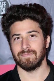 Jake Hoffman as Steve Madden