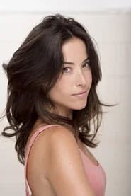 Paula García Lara as Profesora Primaria
