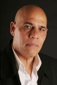 Uri Gavriel as Blind Prisoner