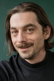 Piotr Czarniecki as Conductor