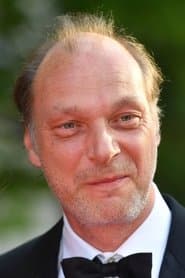 Martin Brambach as Einsatzleiter Meyer