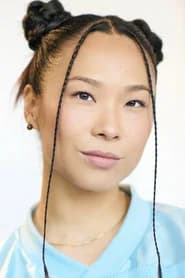 Helen Dang as Chorus Performer