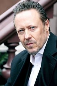 Raymond Trickitt as Bereg