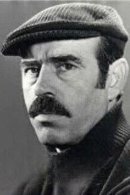 Rafael Hernández as Turkish Soldier (uncredited)