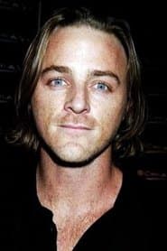 Nathaniel Dean as Hallett