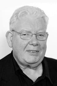 Richard Griffiths as Vernon Dursley