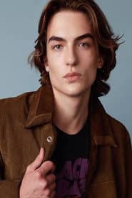 Raimy Lang as Teenage Antinous
