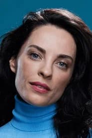 Flor Benítez as Marisela