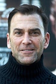 Timothy Gibbs as Marine (uncredited)