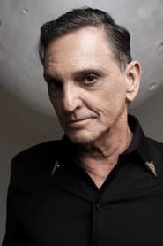 Paulo Miklos as Etecetera