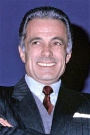 Duilio Del Prete as Il Necchi