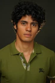 Manuel Villegas as Adalberto