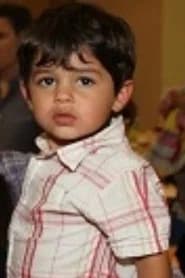 Rafael Scarpa Saldanha as Ice Cream Boy (voice)