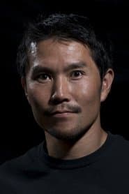 Yasushi Asaya as Lin Kuei Assassin (uncredited)