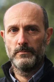 Emanuele Carucci Viterbi as American Express Clerk