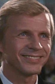 Anatoli Davydov as Officer #1 (Red October)