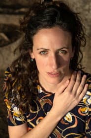 Léa Hengl as Screaming Woman