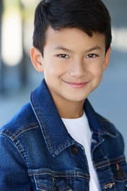 Noah Alexander Sosnowski as Graham (12 Years Old)
