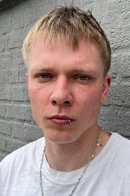 Anton Bitter as Tom
