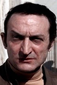 Jean Luisi as Un détenu