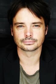 Leighton Cardno as Mr. Green