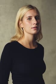 Callie Cooke as Jodie