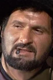 Emilio Messina as Gladiator (uncredited)