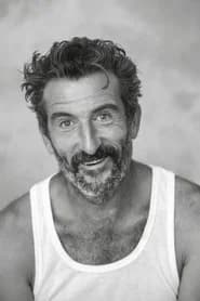 Luis Zahera as Sr. Howland