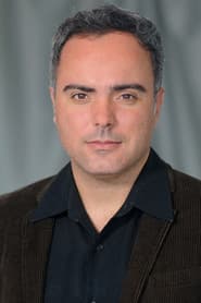 Saulo Rodrigues as Capitão Cabral