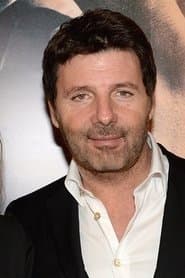 Philippe Lellouche as Serge Klarsfeld