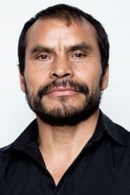 Noé Hernández as Josefo "El Aguijón" Urías