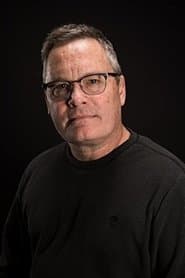 Eric Darnell as Comandante / Zoo Official / Zoo Announcer (voice)