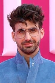 Chris Taylor as Ken Emcee