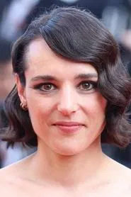 Jehnny Beth as Marge Berger